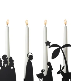 Adventsstage, julekrybbe i sort metal, kronelys