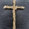 Bronzekors med blade, 12 cm