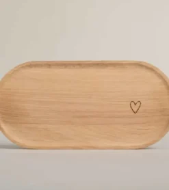 Egetræ, Oval tallerken med hjerte