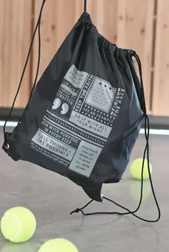 Gymnastiktaske i genbrugsplast: Fight the good fight