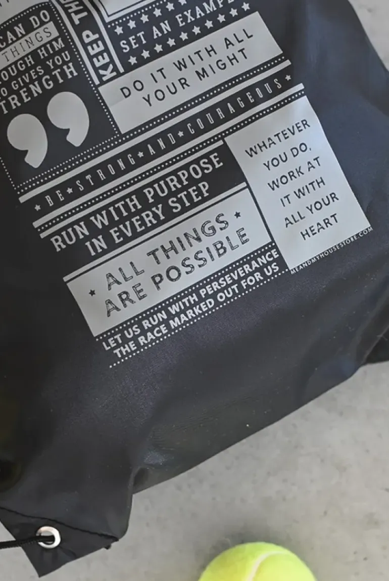 Gymnastiktaske i genbrugsplast: Fight the good fight