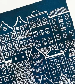 Linoleumstryk: I min faders hus er der mange boliger, A3 Plakat, Mørkeblå