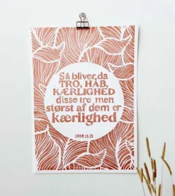 Linoleumstryk: Tro, Håb og Kærlighed, A3 Plakat, Okker