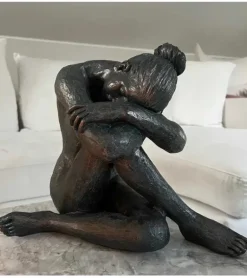 Skulptur, Elegant Kvinde, 30 cm