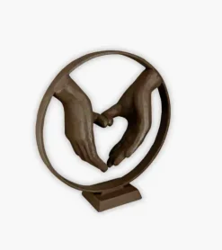 Skulptur: Hjerte hænder i metal, 23 cm